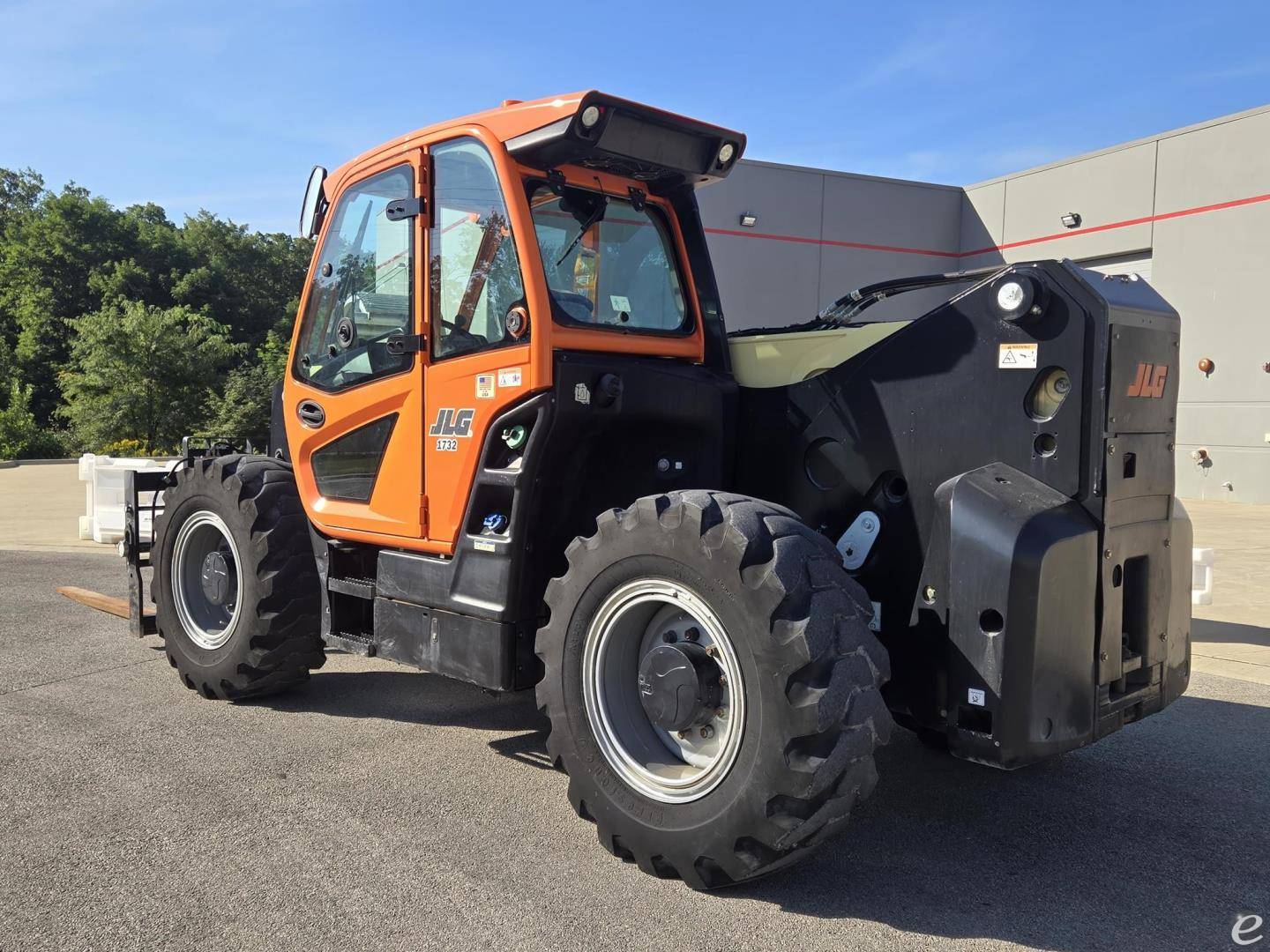 2020 JLG 1732