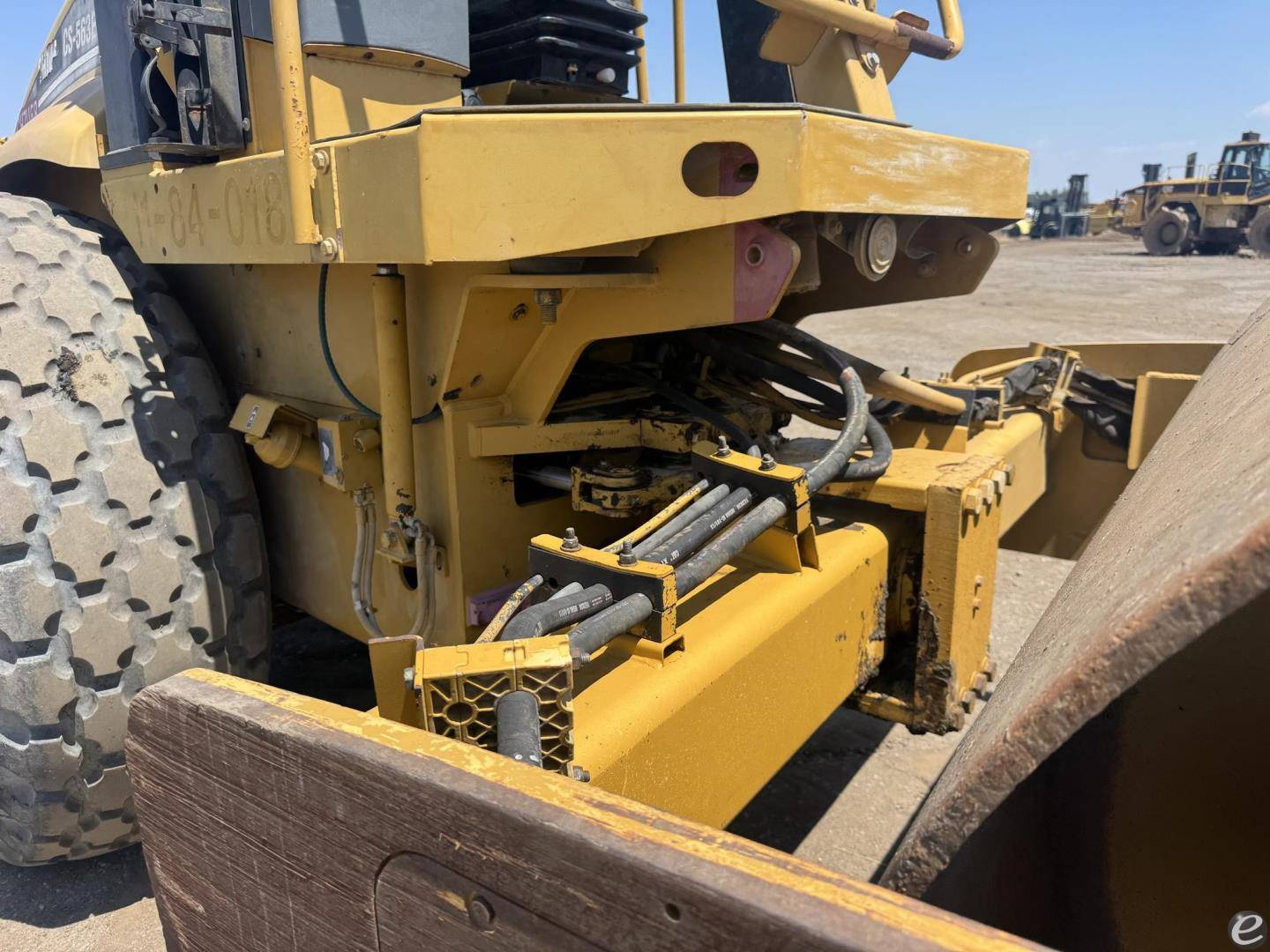 2006 Cat CS-563E