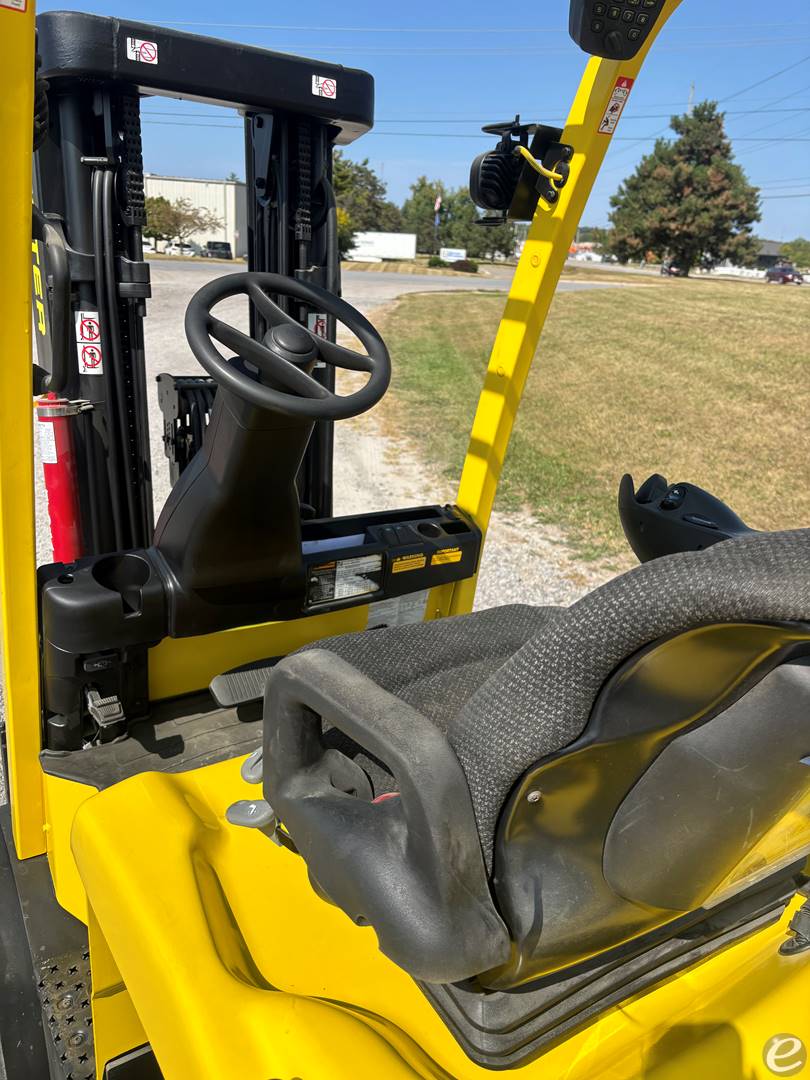 2016 Hyster E65XM