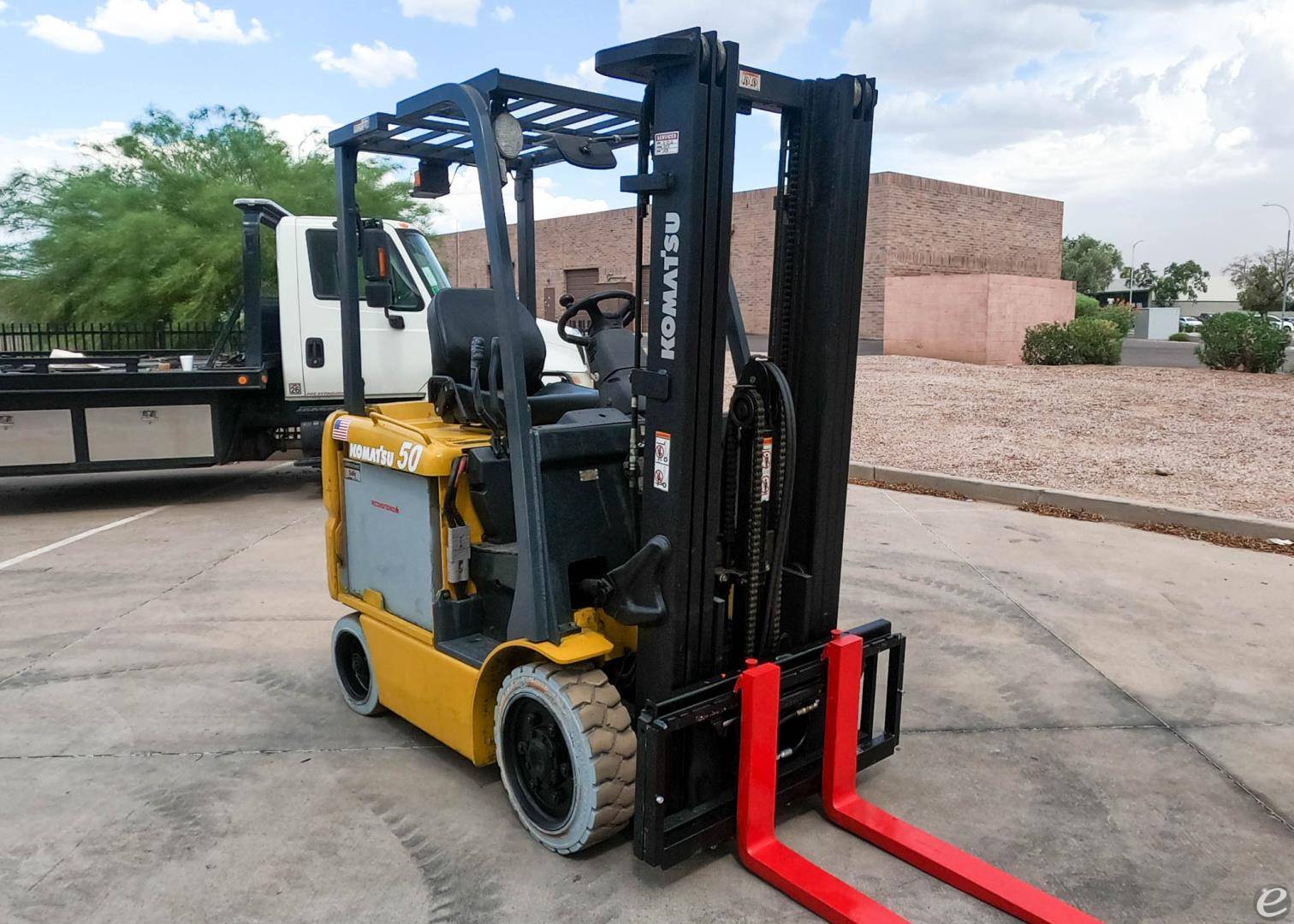 2012 Komatsu FB25SHU-6 Electric Forklift - 123Forklift