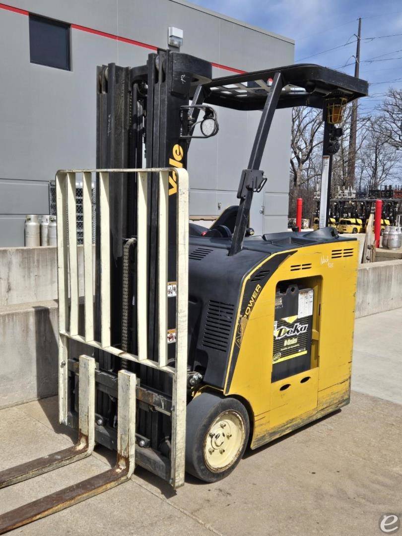 2019 Yale ESC030AD