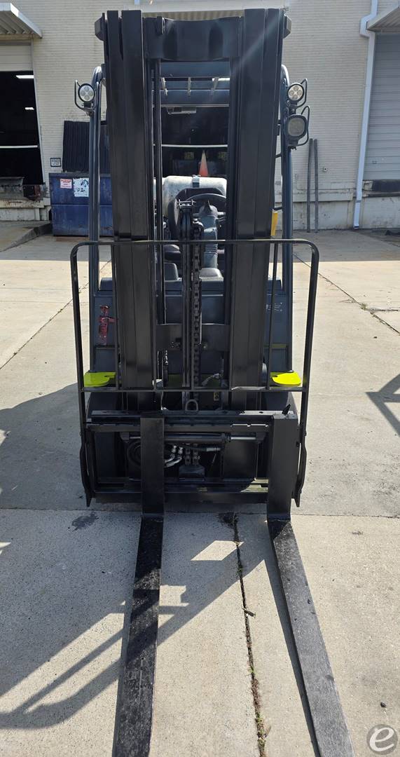 2022 Clark S25CL