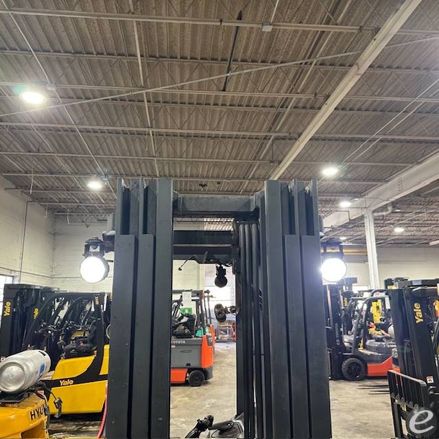 2022 Raymond 425-C40TT