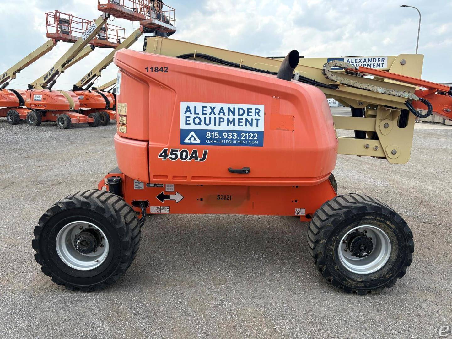 2017 JLG 450AJ