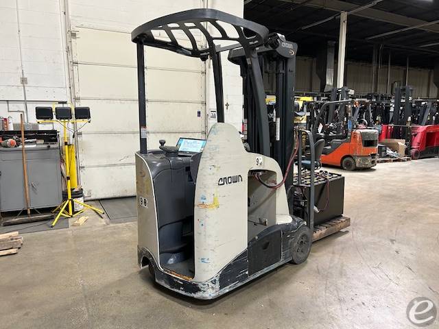 2020 Crown RC5535-35 Electric Forklift - 123Forklift