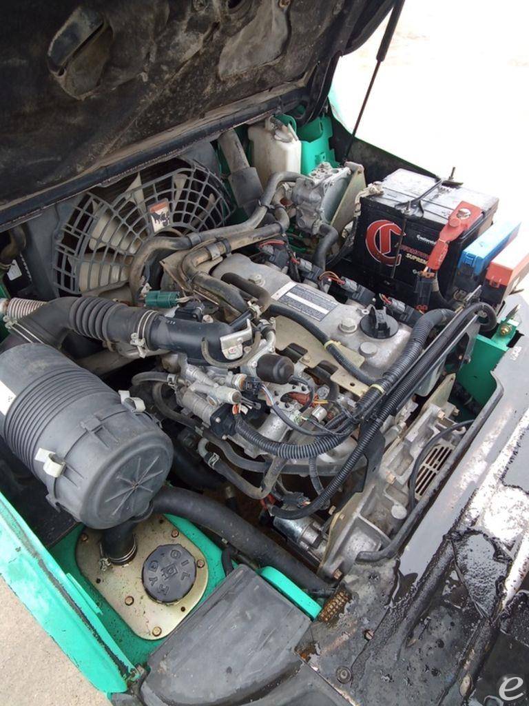 2020 Mitsubishi FG25N