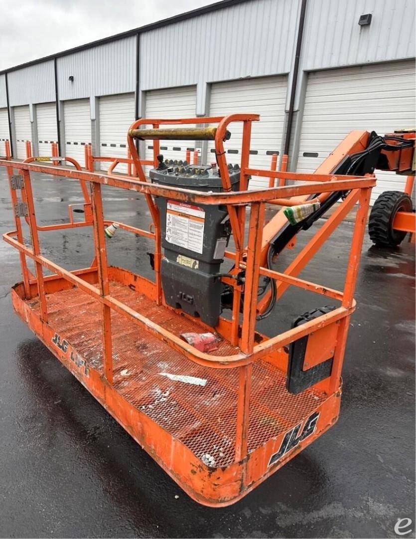 2018 JLG 600SJ