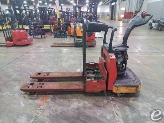 2010 Raymond 8400 Electric Forklift - 123Forklift