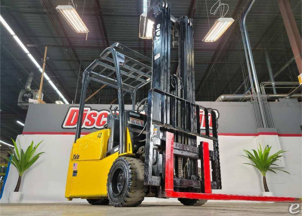 2019 Yale ERP040VT