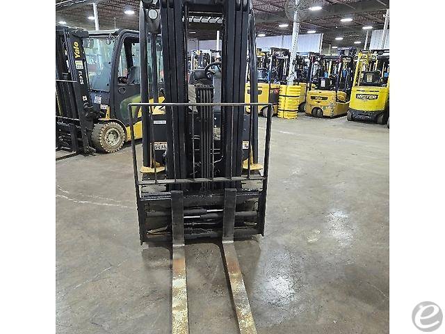 2017 Yale ERP050VL
