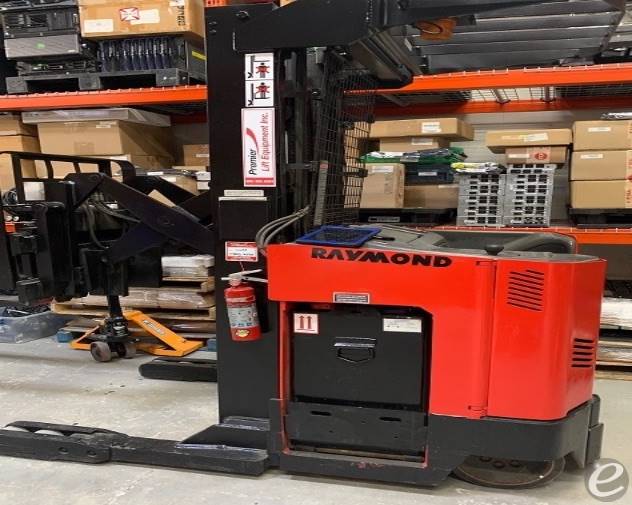 2006 Raymond EAISR40TT Electric Reach Truck - 123Forklift