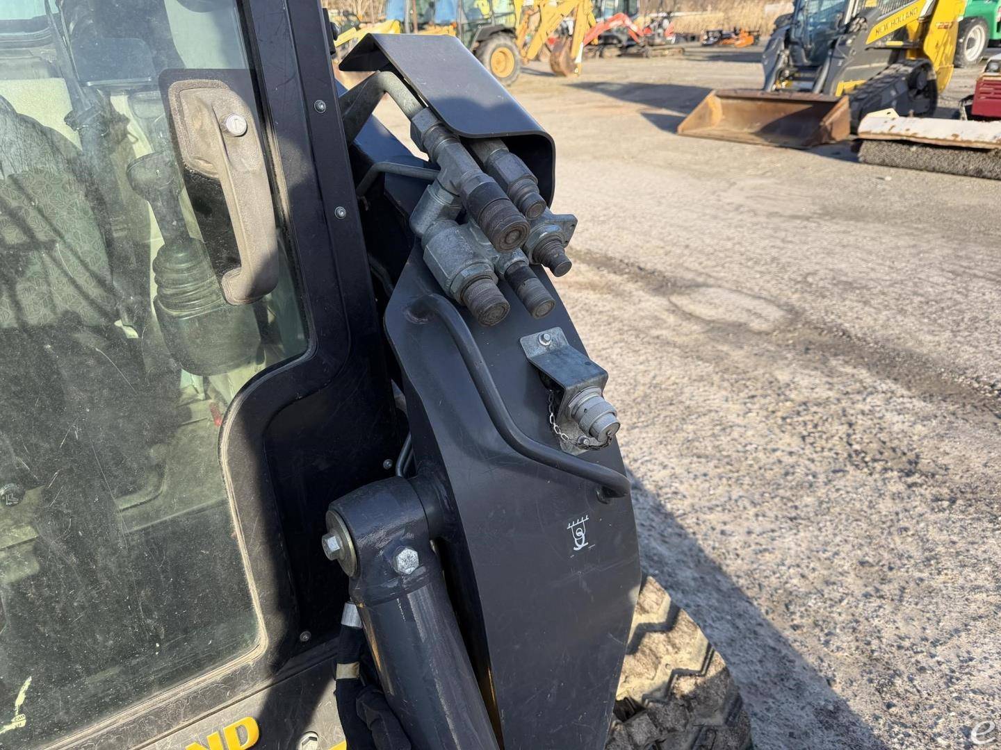 2022 New Holland C345