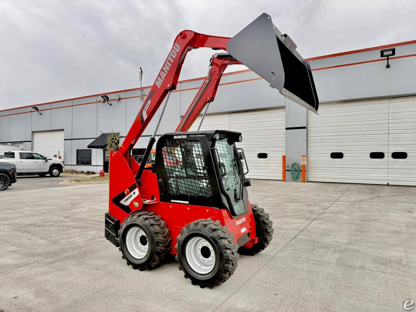 2025 Manitou 1900R