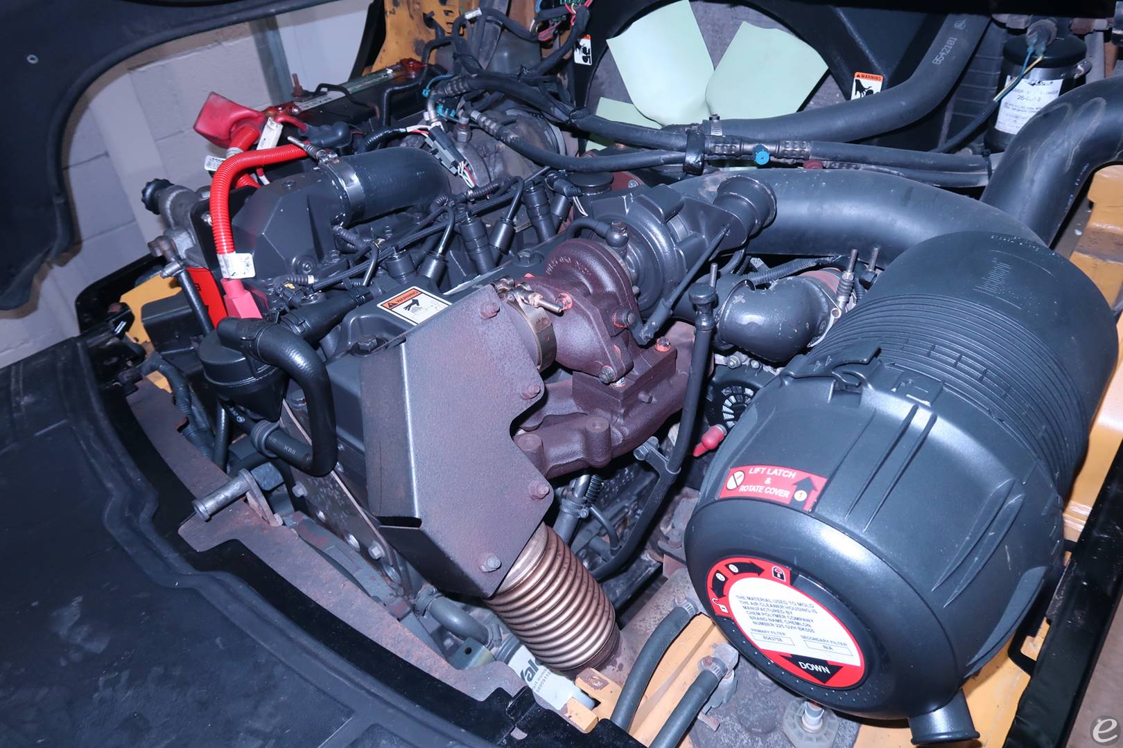 2012 Yale GDP120VX
