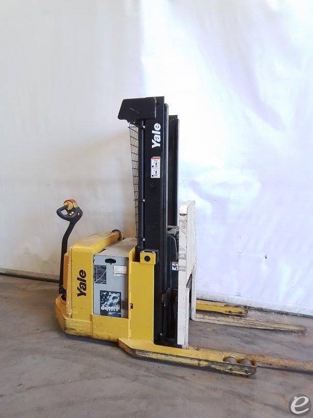 2005 Yale MRW030LE