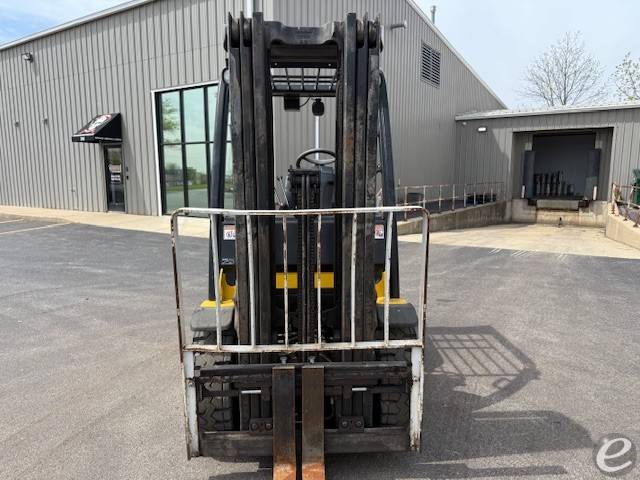2015 Yale GDP050