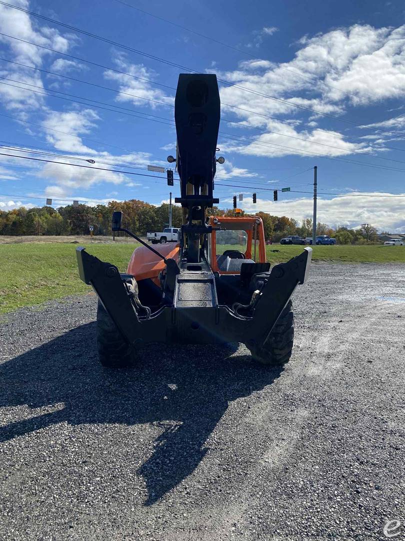 2015 JLG 1255