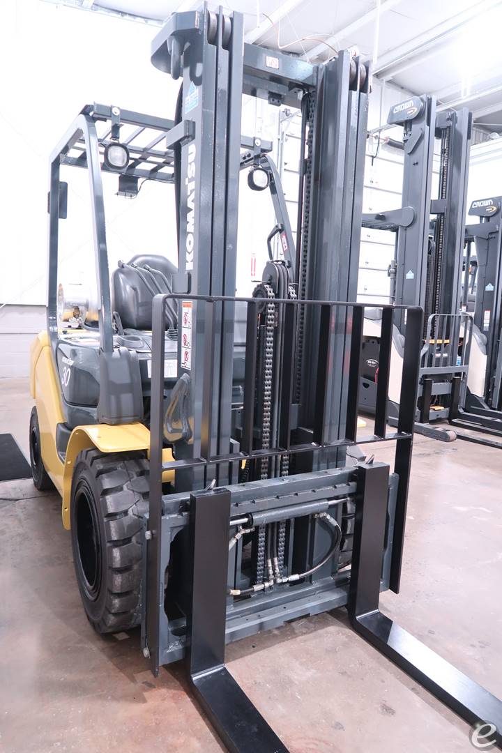 2014 Komatsu FG30HT-16