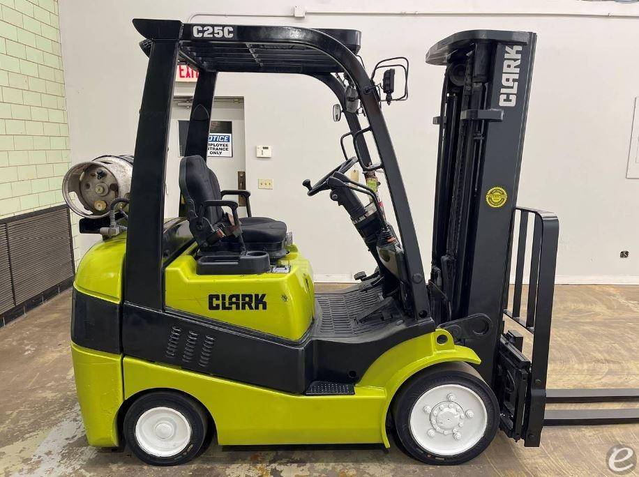 2017 Clark C25CL LP Gas Forklift