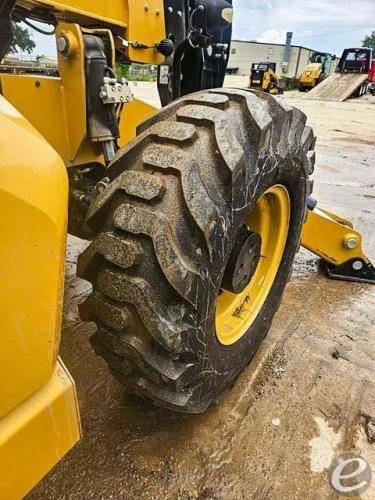 2019 Cat TL1255D