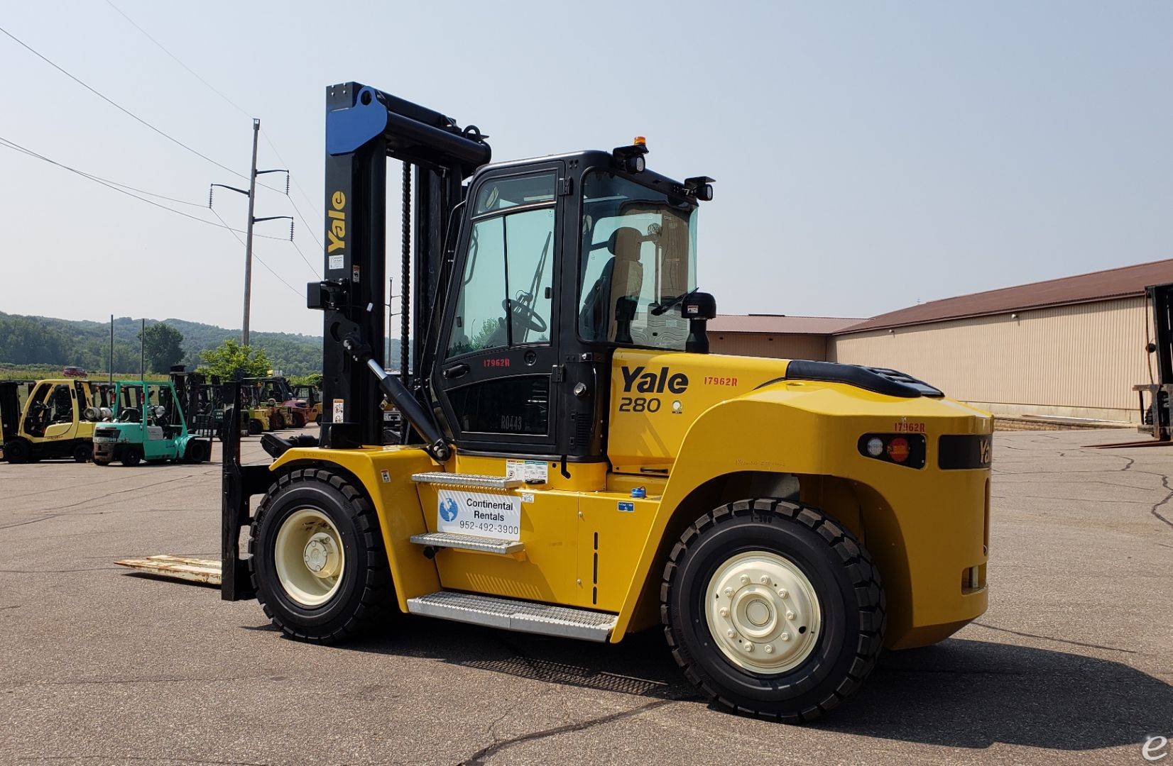 2017 Yale GDP280DCECCV143