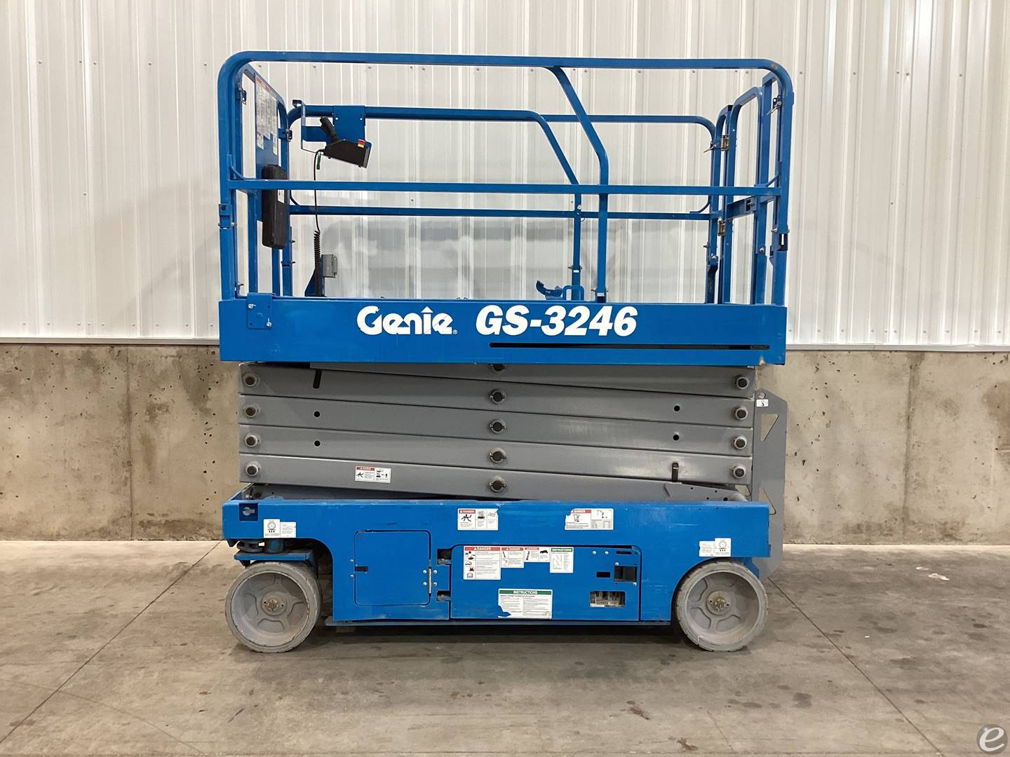 2017 Genie GS-3246