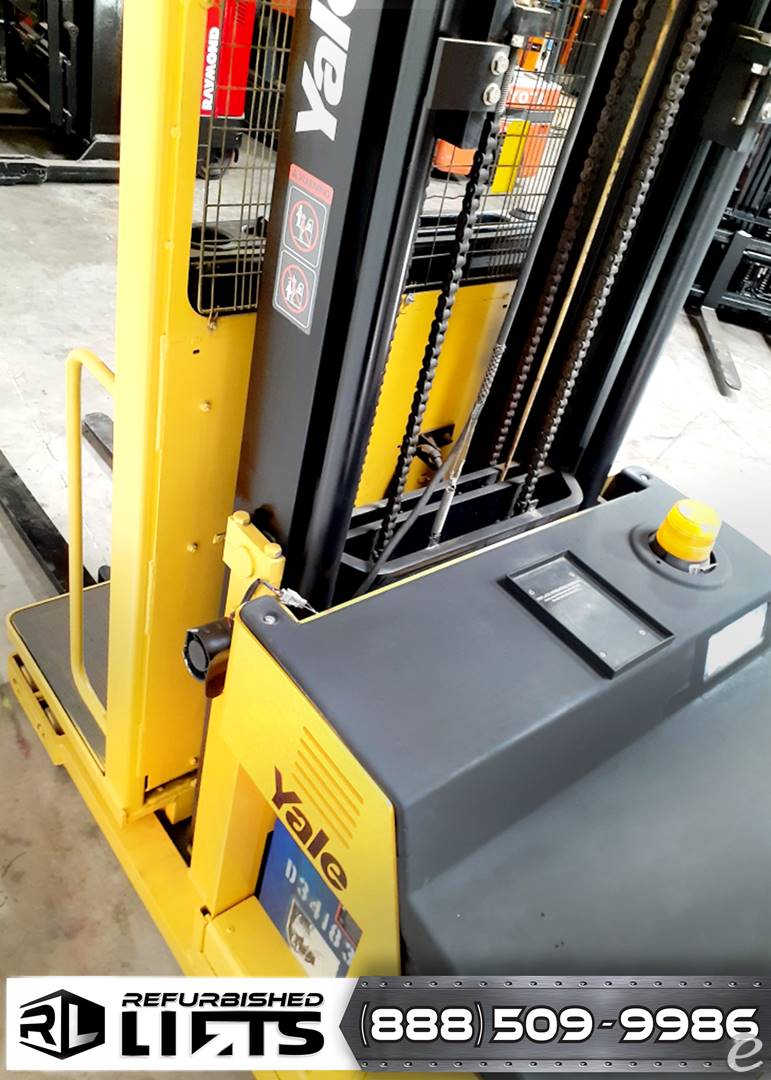 2011 Yale OSO030 Electric Order Picker - 123Forklift