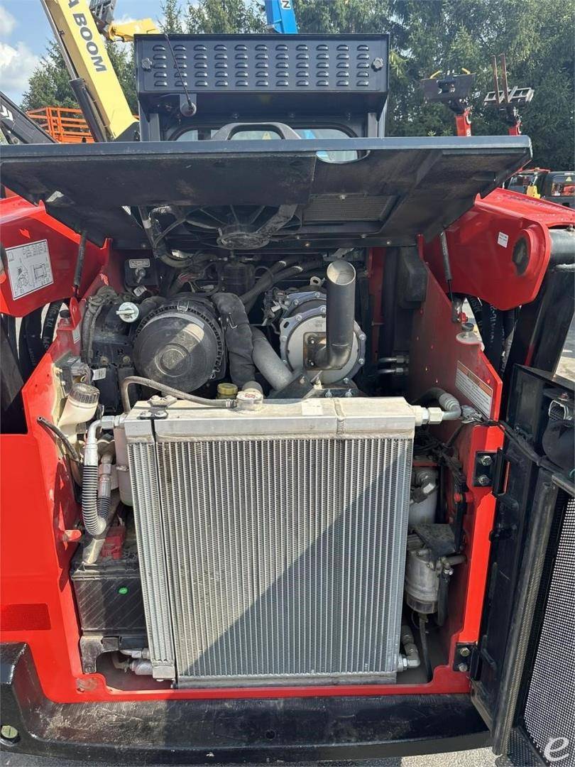 2023 Manitou 2700V NXT:2