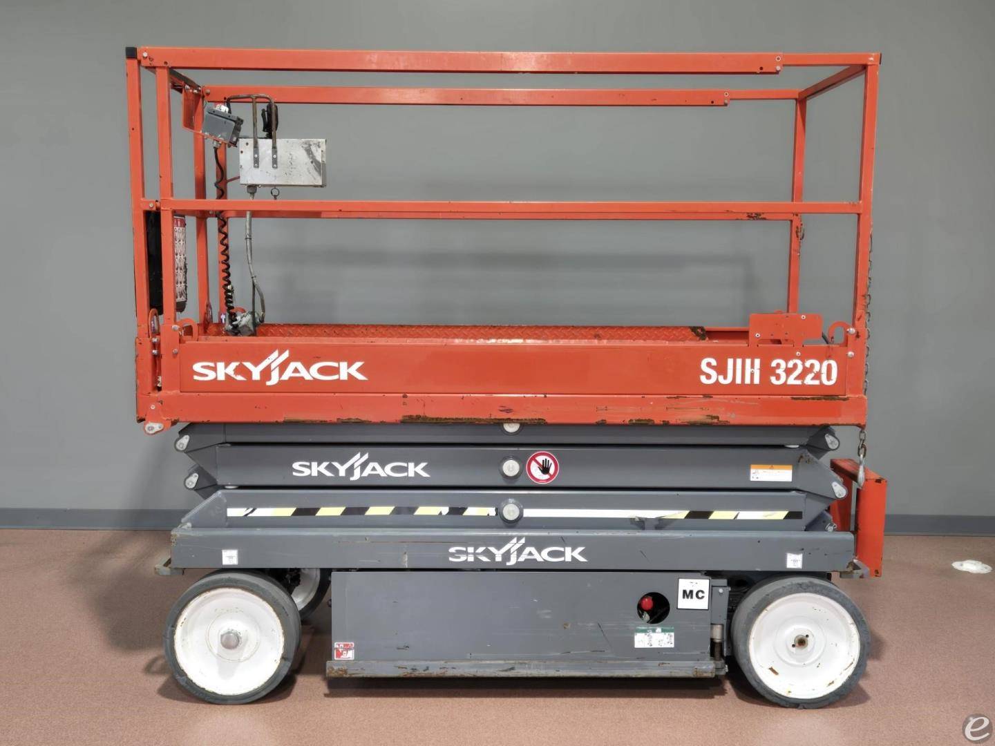 2018 Skyjack SJIII3220 Electric Sci...