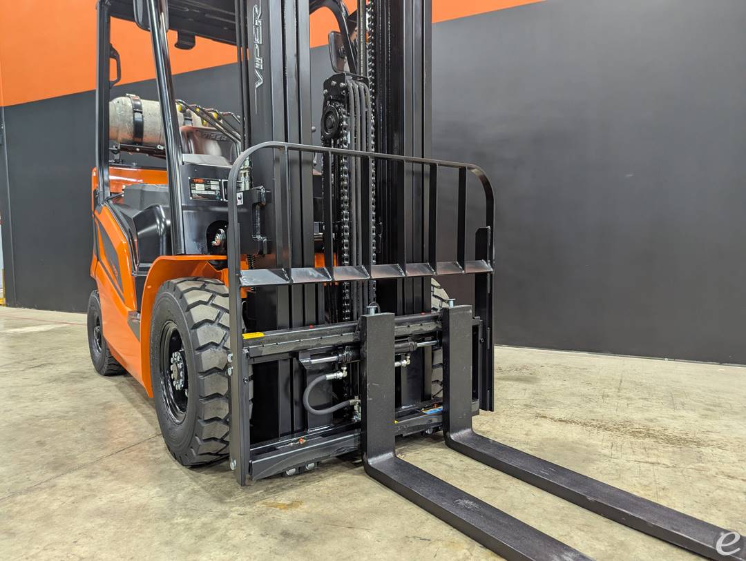2026 Viper Lift Trucks FY25BCS