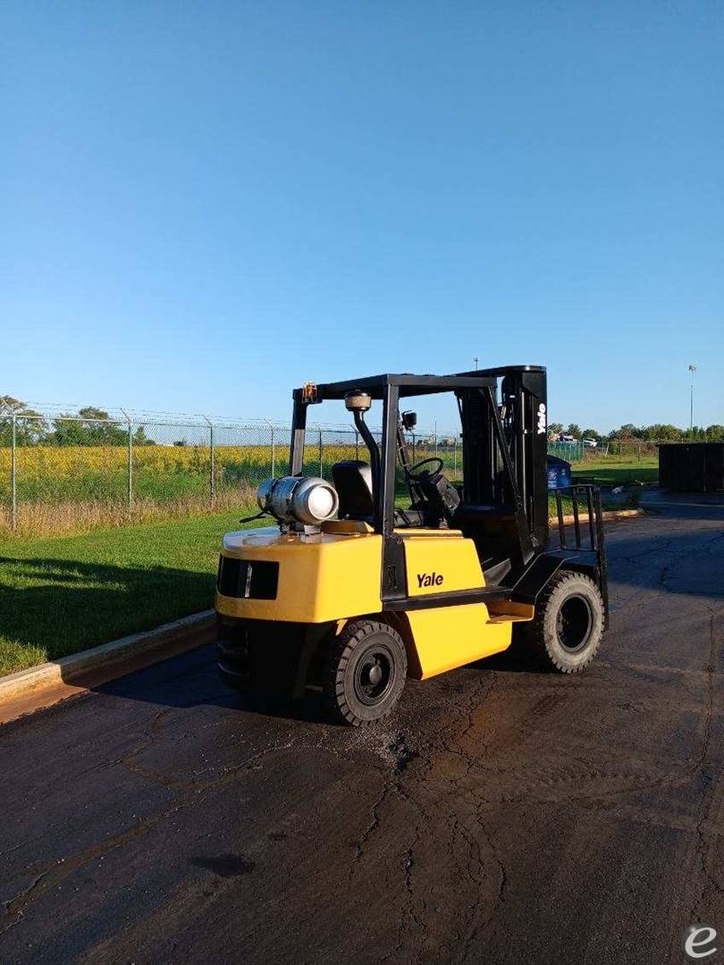 1999 Yale GTP090LGNGBE093