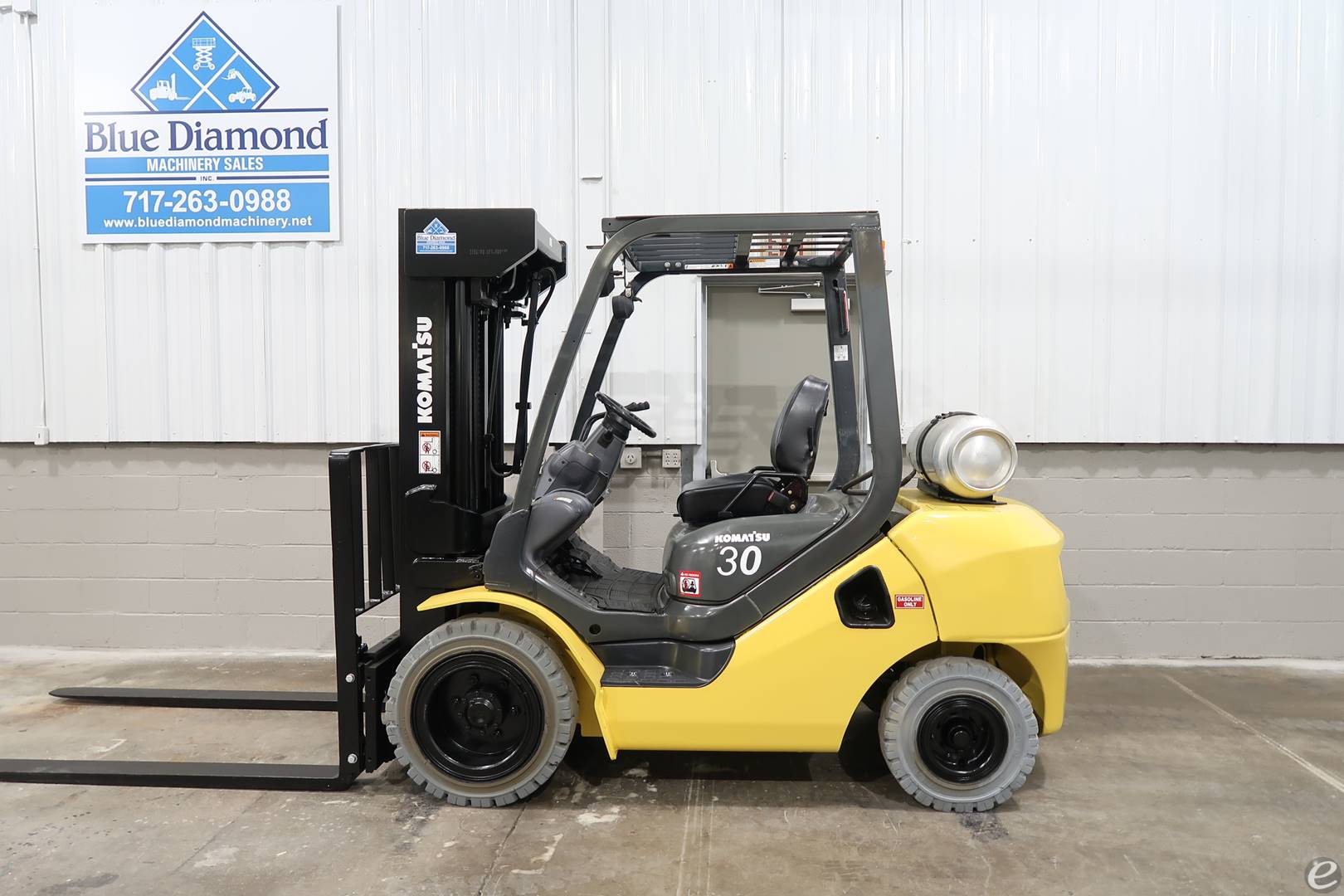 2011 Komatsu FG30HT-16 Dual Fuel Forklift - 123Forklift