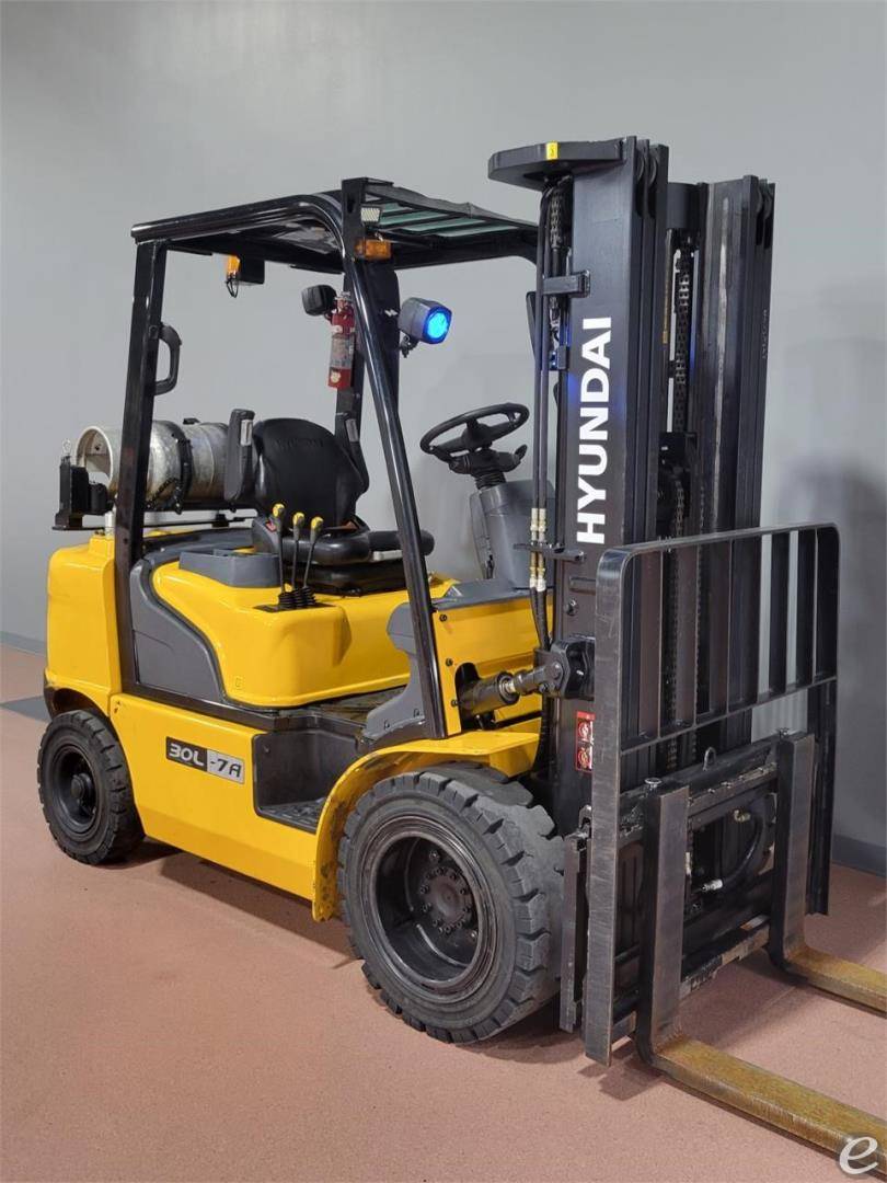 2017 Hyundai 30L-7A LP Gas Forklift - 123Forklift