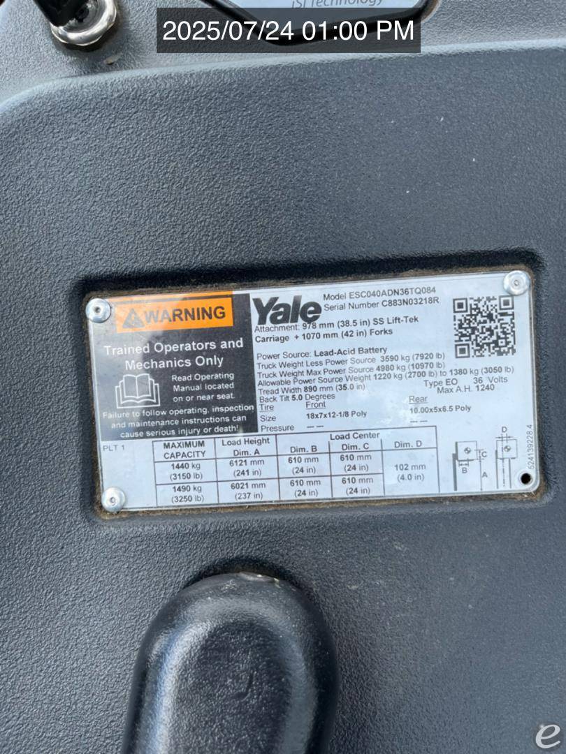 2017 Yale ESC040AD