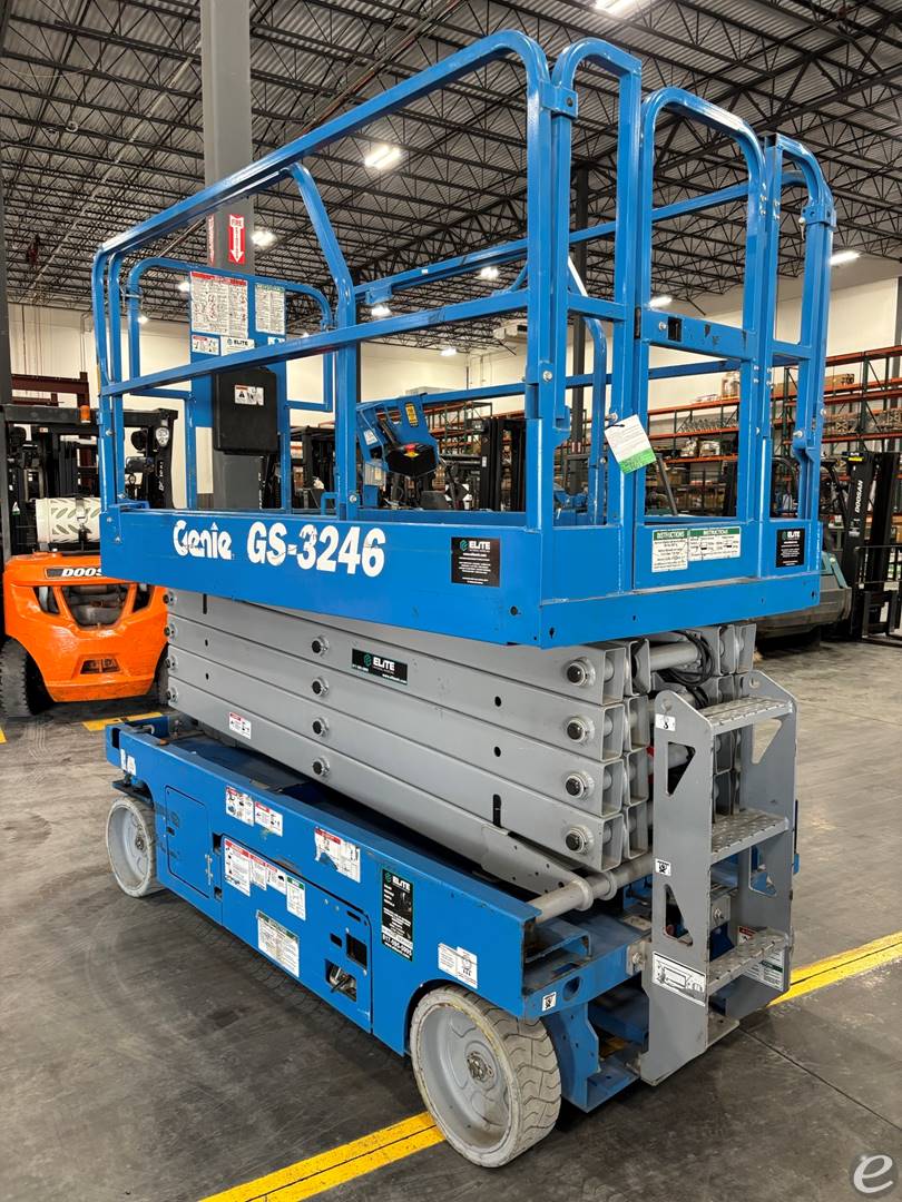 2018 Genie GS3246