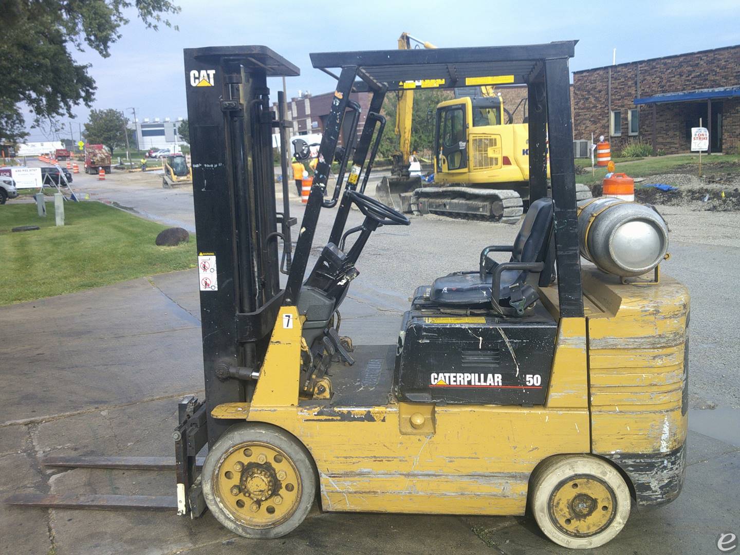 1997 Cat GC25