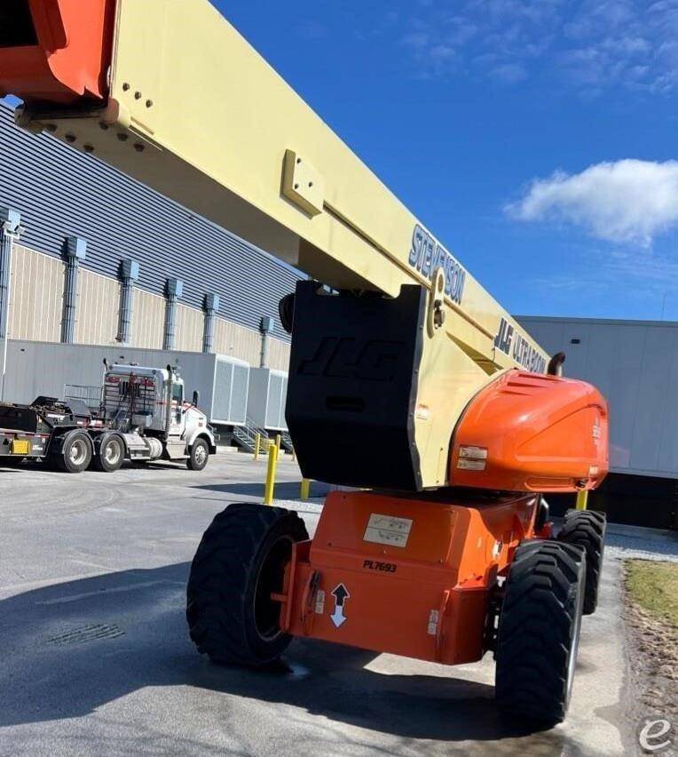 2015 JLG 1250AJP