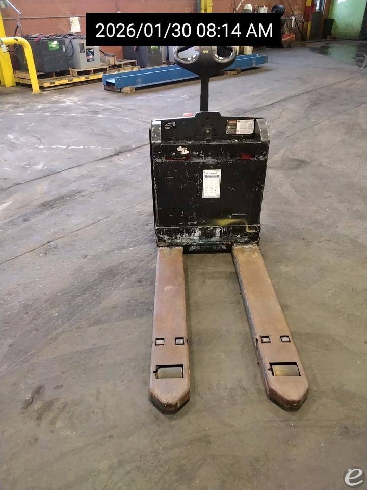 2017 Yale MPB045VG