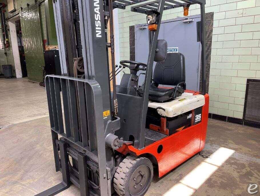 2004 Nissan                                             ET3500 Electric Forklift - 123Forklift