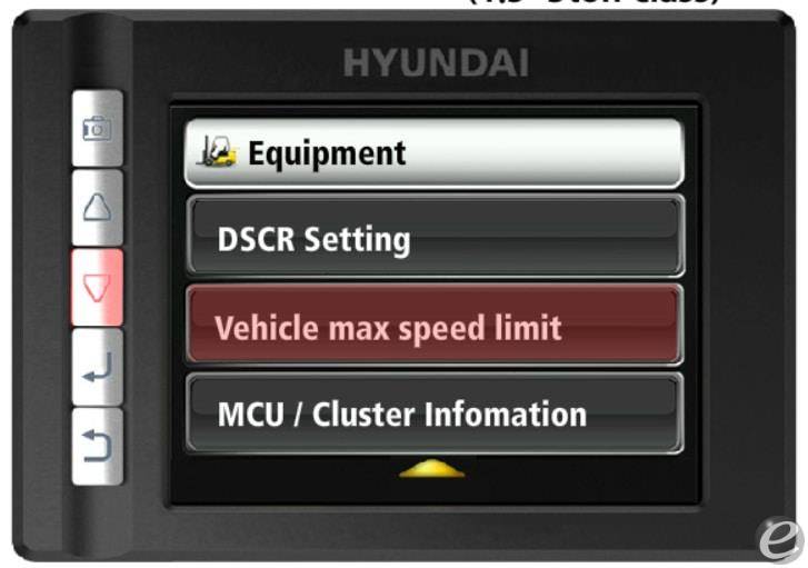2020 Hyundai 30D-9