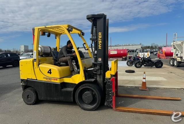 2015 Hyster S135FT