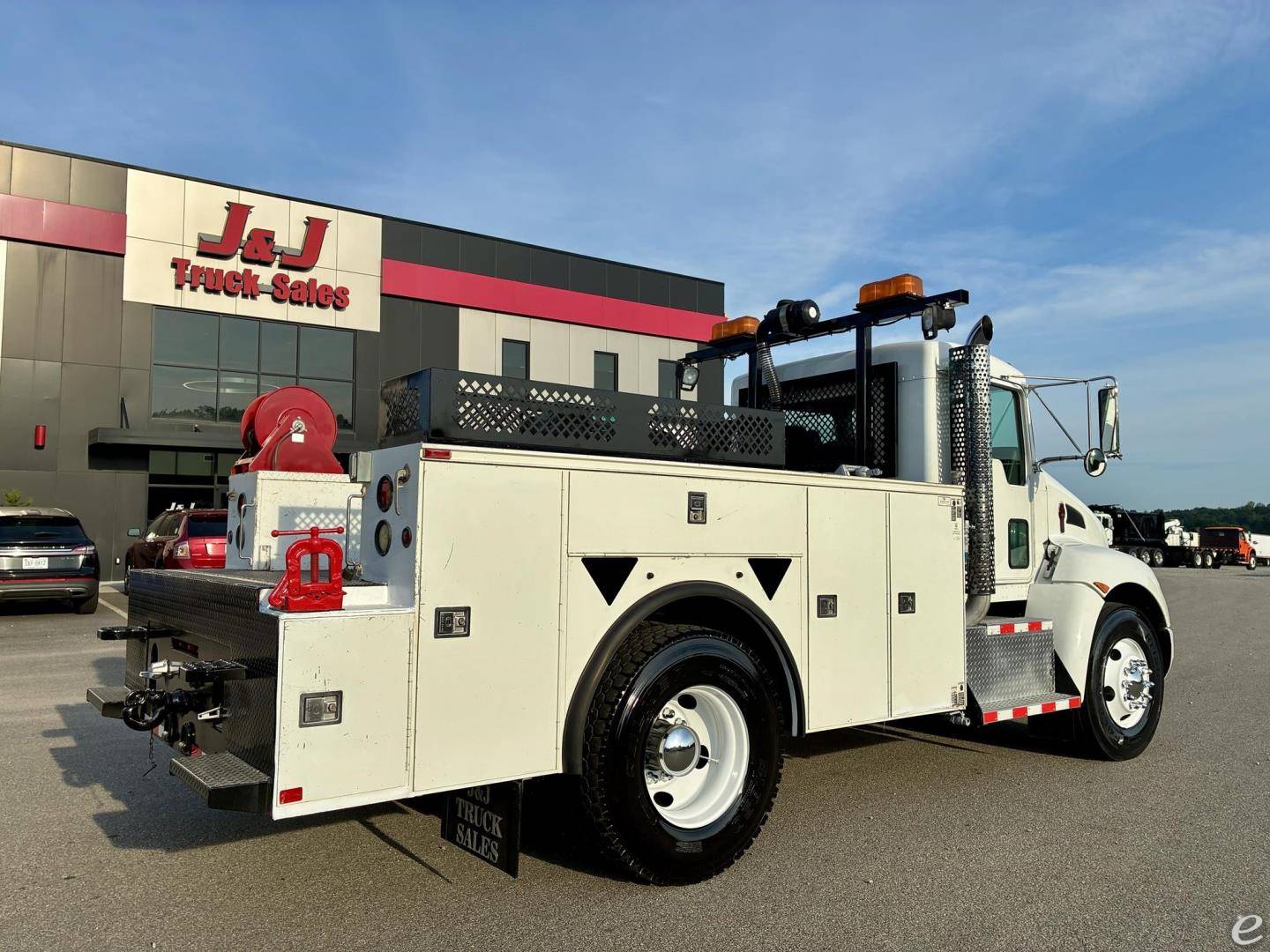 2010 Kenworth T370