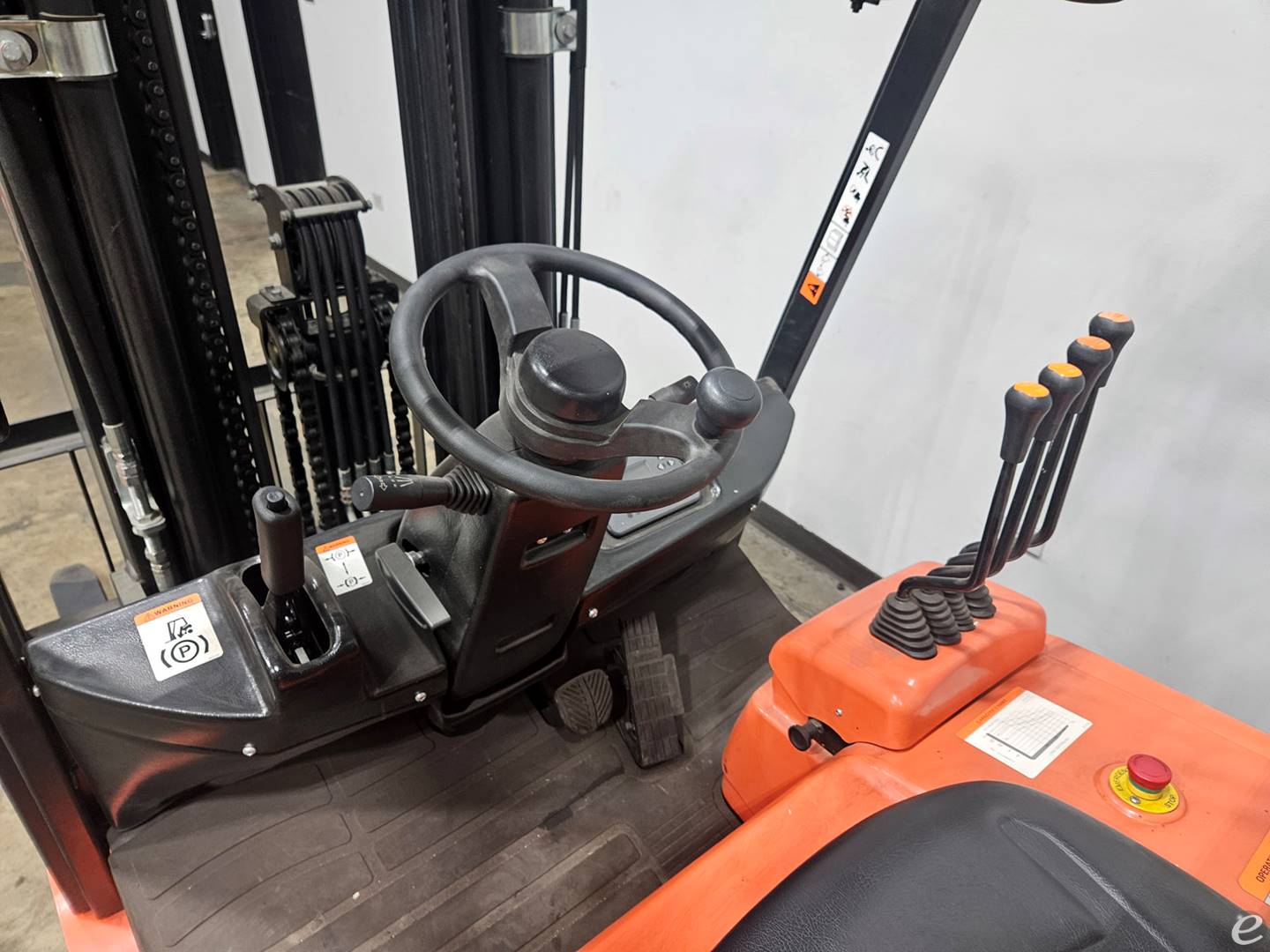 2023 Viper Lift Trucks FB25
