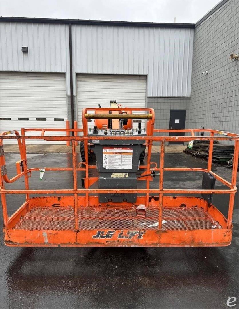 2018 JLG 600SJ