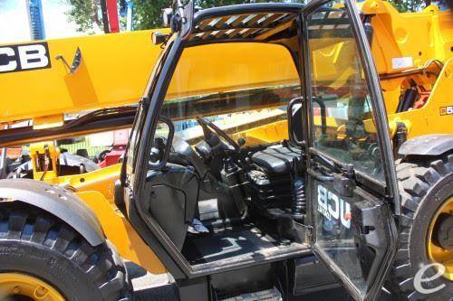 2017 JCB 514-56
