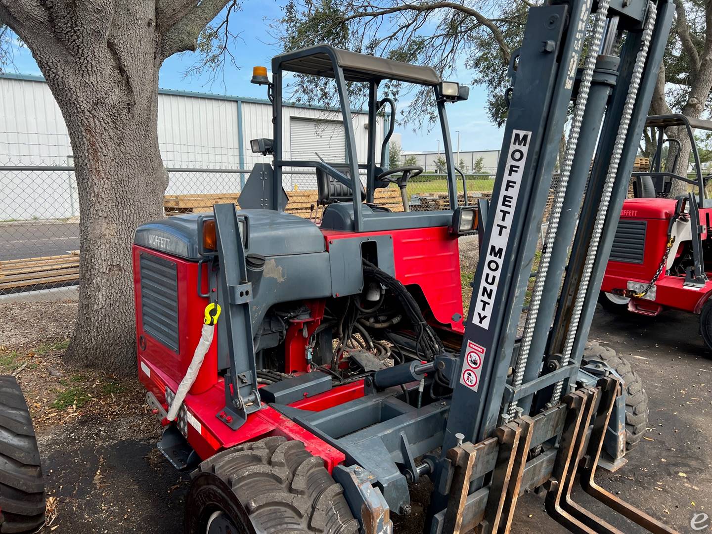 2006 Diesel Moffett M55 4.way Truck Mounted Forklift (Sod Loaders)