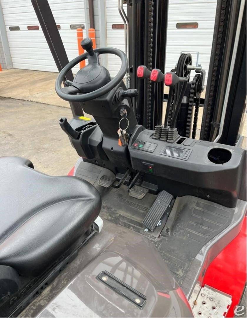 2023 Manitou MI30G