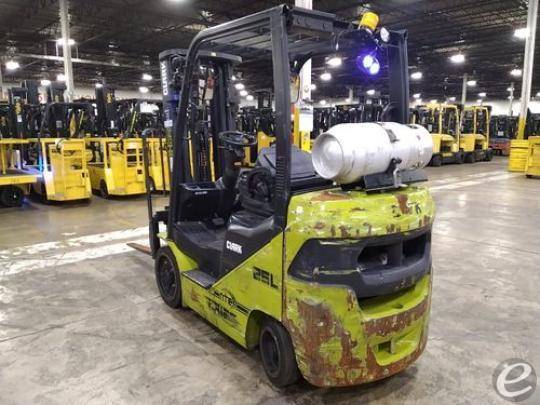 2021 Clark S25CL