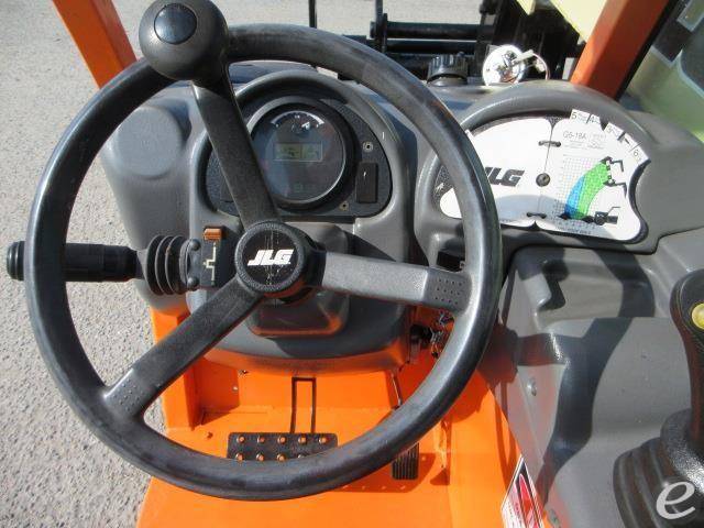 2017 JLG G5-18A