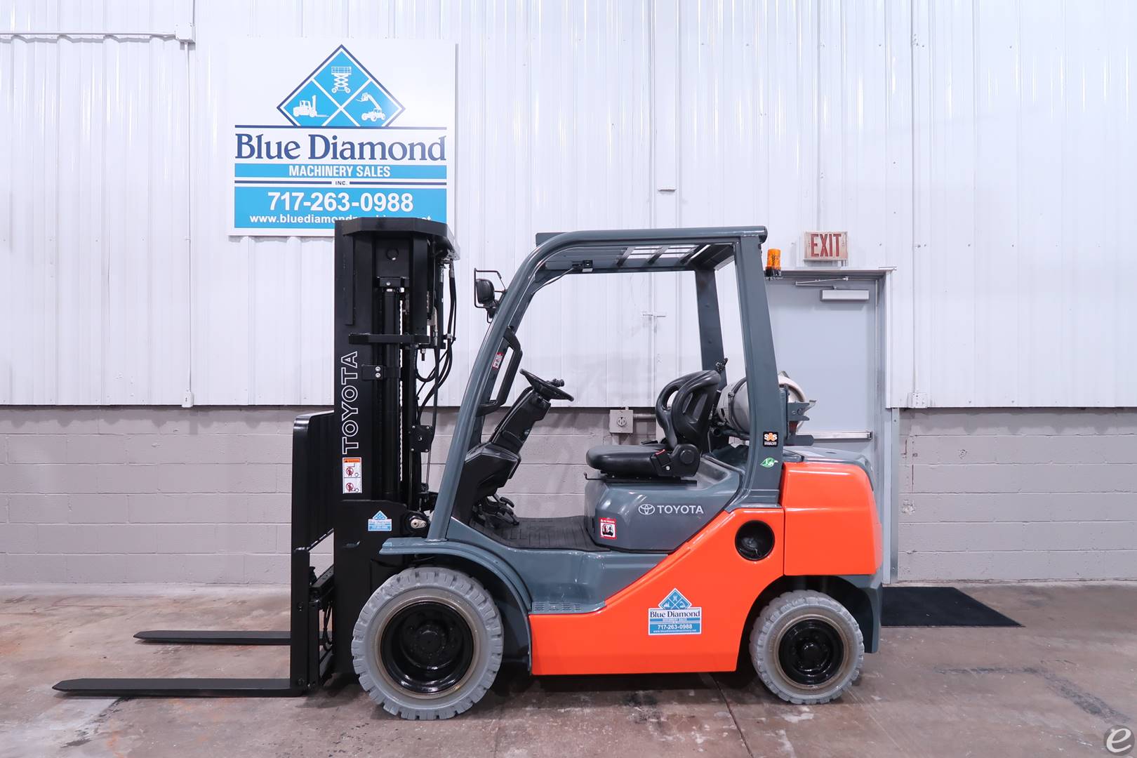 2015 Toyota 8FGU25 Dual Fuel Forklift - 123Forklift
